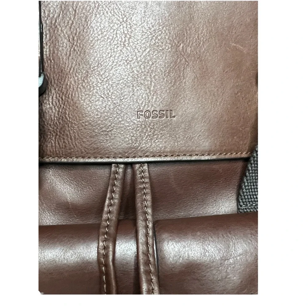 Fossil brown leather